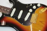 (Sold Out)(N/A) Fender Traditional 60s Stratocaster Gold Hardware 3-Color Sunburst - Image 5